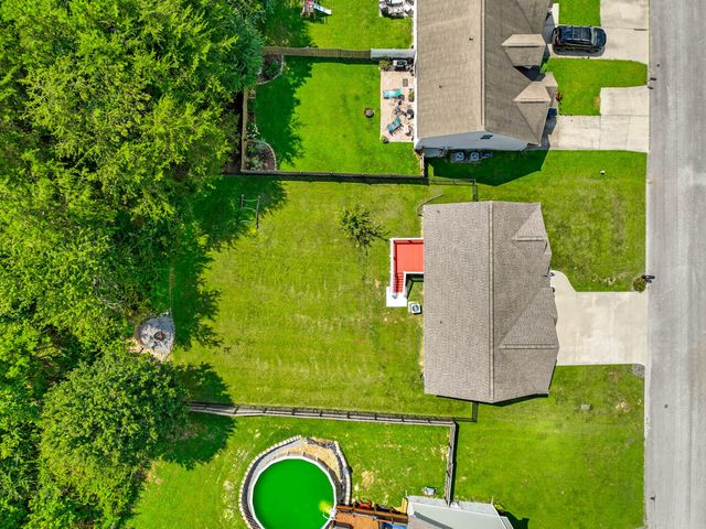 1758 Short Leaf Lane, Soddy Daisy, TN 37379