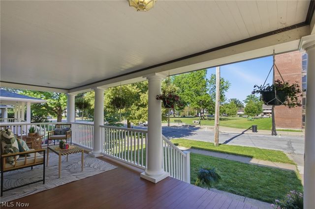 1348 Saint Charles Avenue, Lakewood, OH 44107