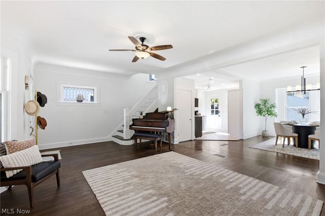 1348 Saint Charles Avenue, Lakewood, OH 44107