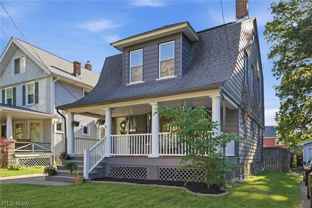 1348 Saint Charles Avenue, Lakewood, OH 44107