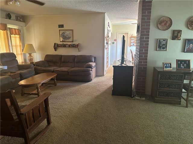 2515 N Pennsylvania Avenue, Independence, KS 67301