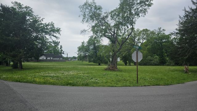 198 Cranwill Dr, Hendersonville, TN 37075