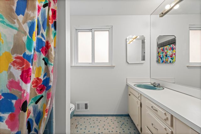 7023 Wild Ridge Lane, West Bloomfield Twp, MI 48322