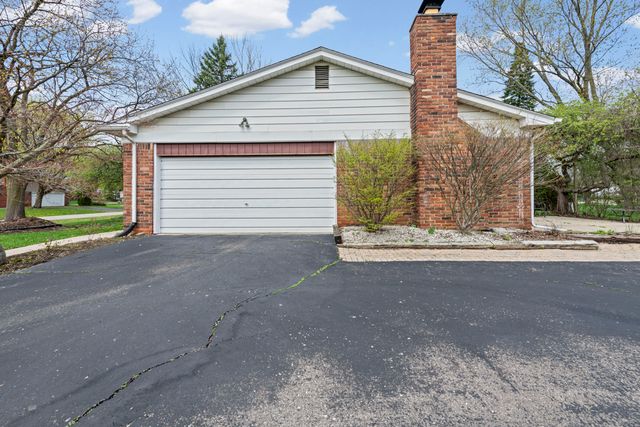 7023 Wild Ridge Lane, West Bloomfield Twp, MI 48322