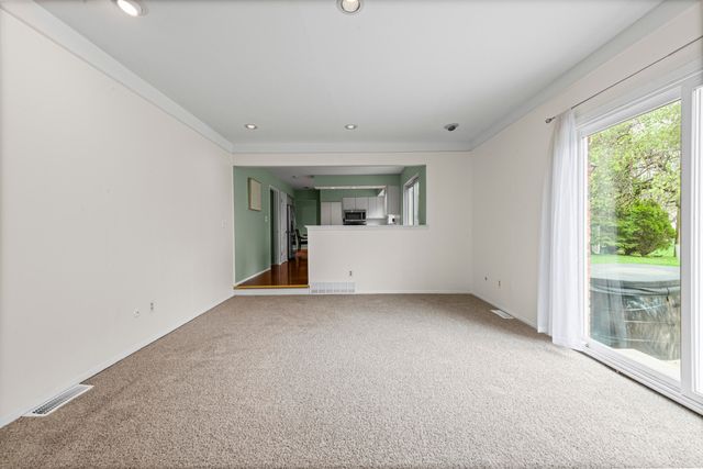 7023 Wild Ridge Lane, West Bloomfield Twp, MI 48322