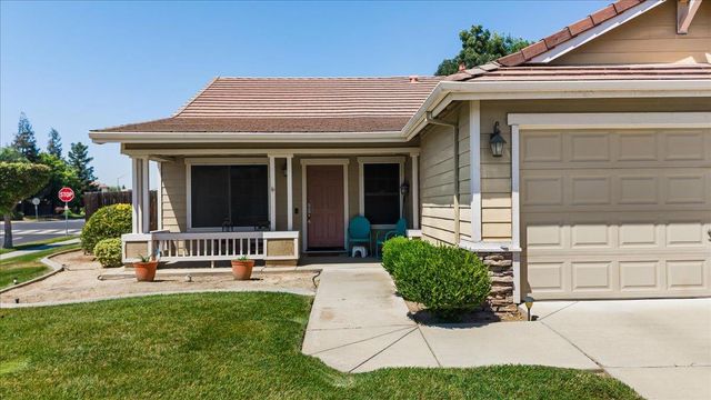 2901 Gambler Hill Ct, Riverbank, CA 95367