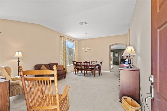 2901 Gambler Hill Ct, Riverbank, CA 95367