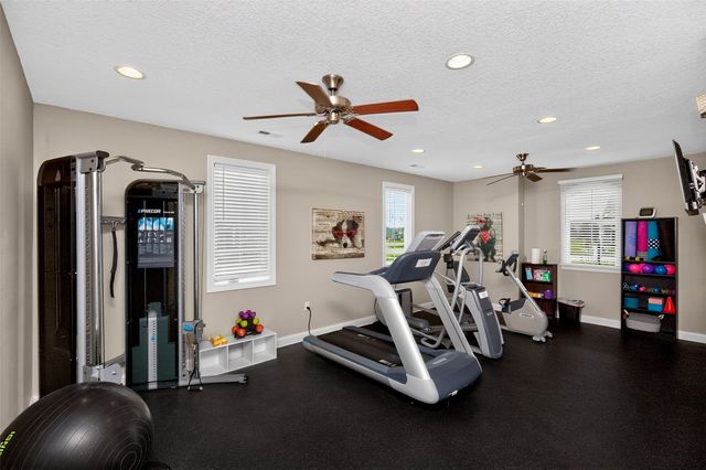 2708 NW 39th Lane, Ankeny, IA 50023