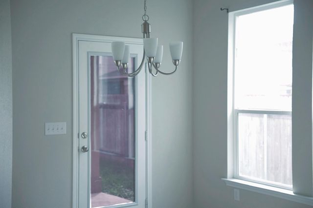 211 Pitkin DR, Lockhart, TX 78644