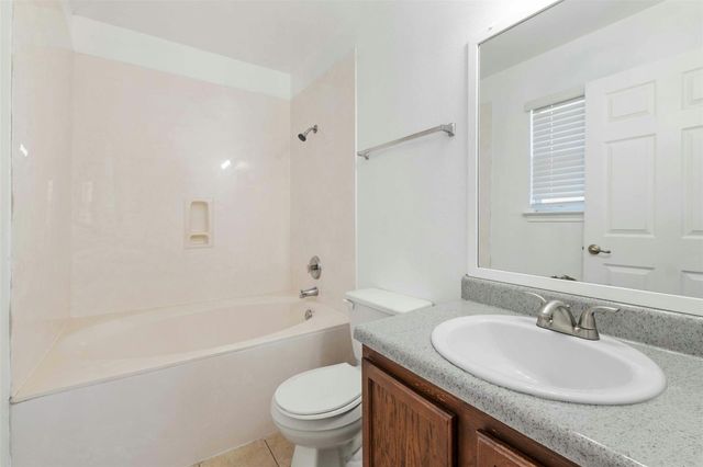12524 Sky Harbor DR, Del Valle, TX 78617