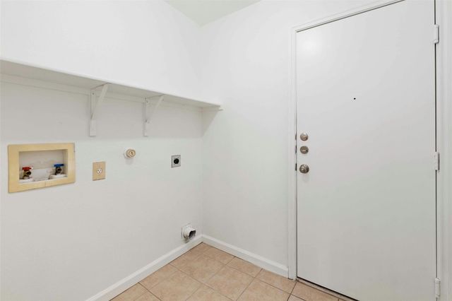 12524 Sky Harbor DR, Del Valle, TX 78617