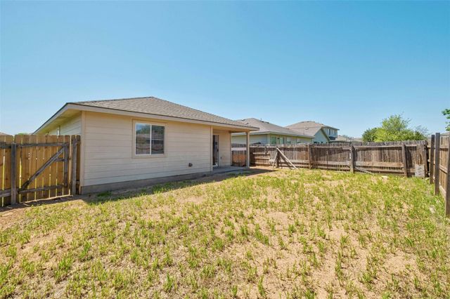 12524 Sky Harbor DR, Del Valle, TX 78617