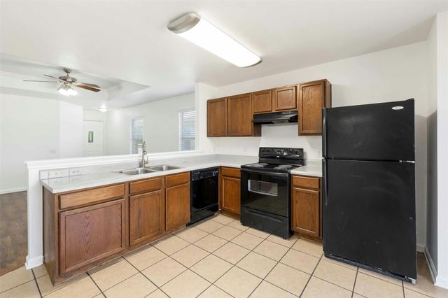 12524 Sky Harbor DR, Del Valle, TX 78617