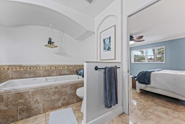 4481 SW 37TH Avenue, Dania Beach, FL 33312