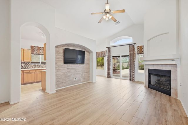 12114 N Jarren Canyon Way, Oro Valley, AZ 85755