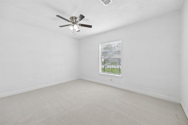 831 Kelso Drive, Dallas, TX 75211