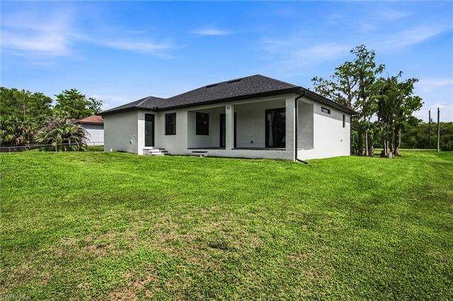 3380 31st AVE NE, Naples, FL 34120