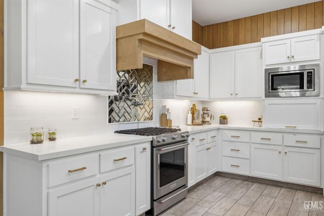 3406 Wicklow Court, Bakersfield, CA 93314