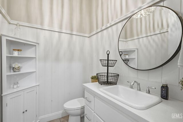 3406 Wicklow Court, Bakersfield, CA 93314