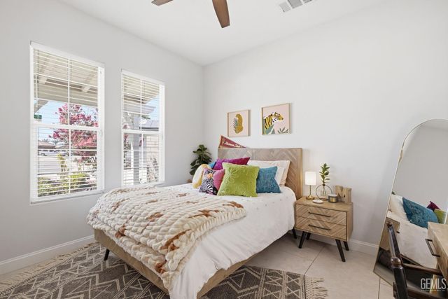 3406 Wicklow Court, Bakersfield, CA 93314