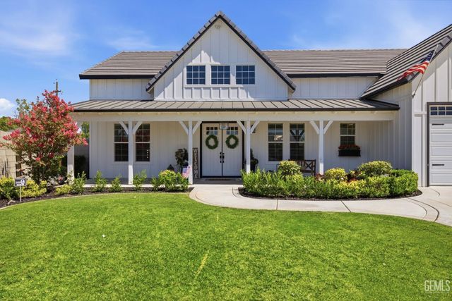 3406 Wicklow Court, Bakersfield, CA 93314