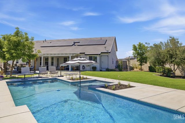 3406 Wicklow Court, Bakersfield, CA 93314
