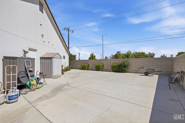3406 Wicklow Court, Bakersfield, CA 93314