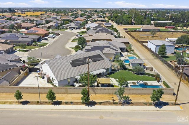 3406 Wicklow Court, Bakersfield, CA 93314