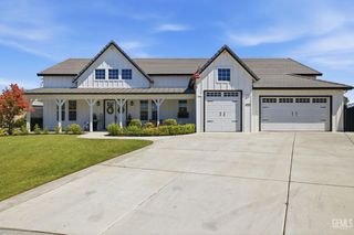 3406 Wicklow Court, Bakersfield, CA 93314
