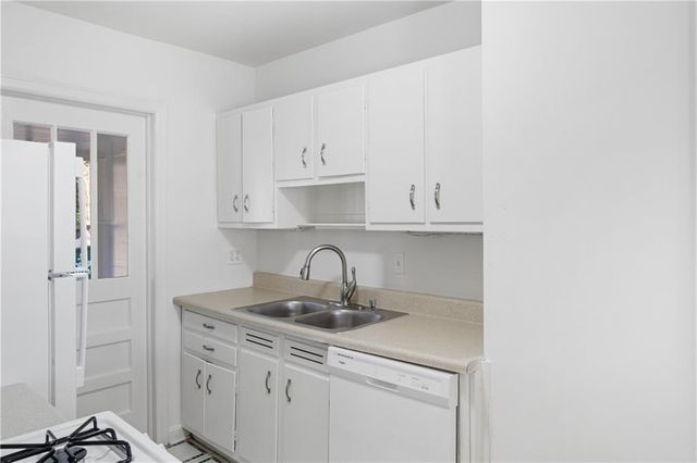 56 Mobile NE Avenue A, Atlanta, GA 30305