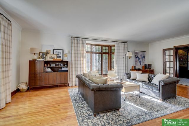 1720 N 52 Street, Omaha, NE 68104