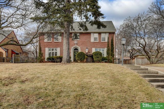 1720 N 52 Street, Omaha, NE 68104