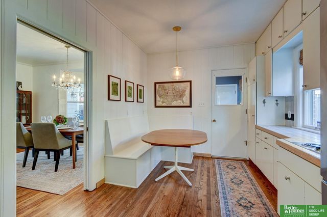 1720 N 52 Street, Omaha, NE 68104