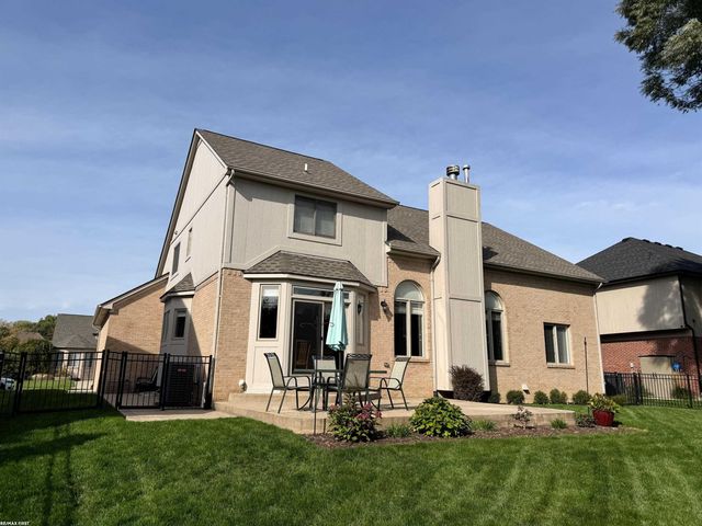 50068 Basil Drive, Macomb, MI 48044