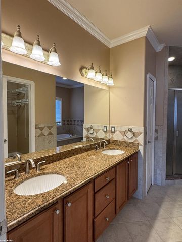 50068 Basil Drive, Macomb, MI 48044