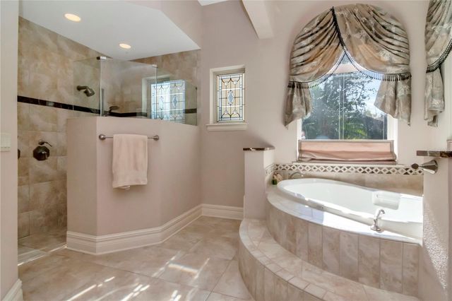 18901 LAKES EDGE WAY, Odessa, FL 33556