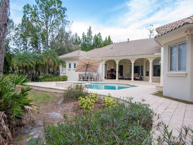 18901 LAKES EDGE WAY, Odessa, FL 33556