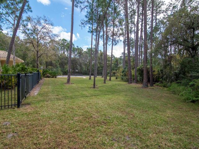 18901 LAKES EDGE WAY, Odessa, FL 33556