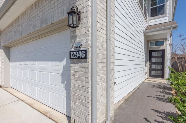 12946 Rio Mariano Lane, Cypress, TX 77433