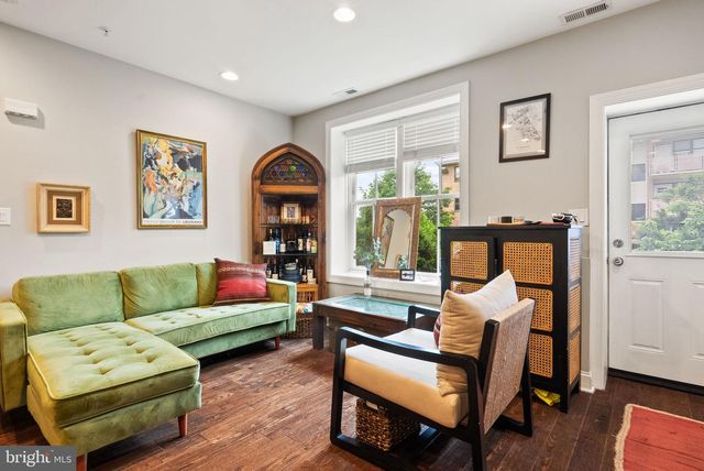 1018 13TH ST SE #2, Washington, DC 20003