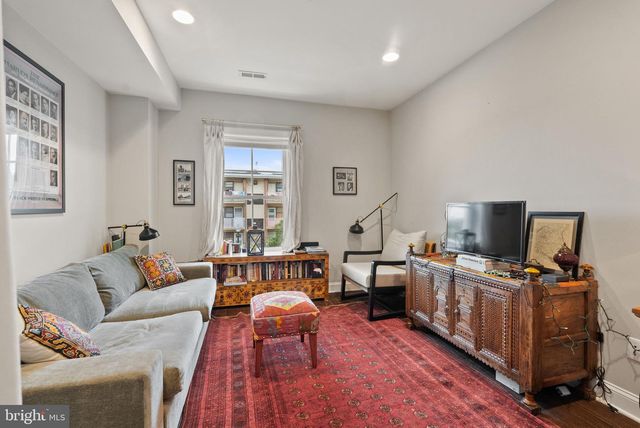 1018 13TH ST SE #2, Washington, DC 20003