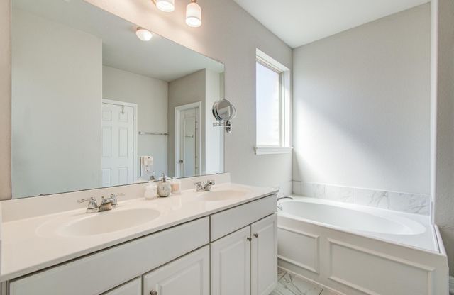 10317 Russell Pines Drive, Rosharon, TX 77583