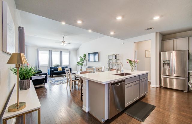 10317 Russell Pines Drive, Rosharon, TX 77583