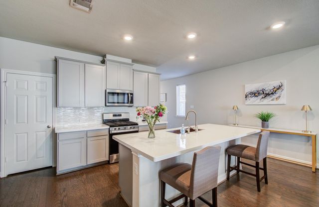 10317 Russell Pines Drive, Rosharon, TX 77583