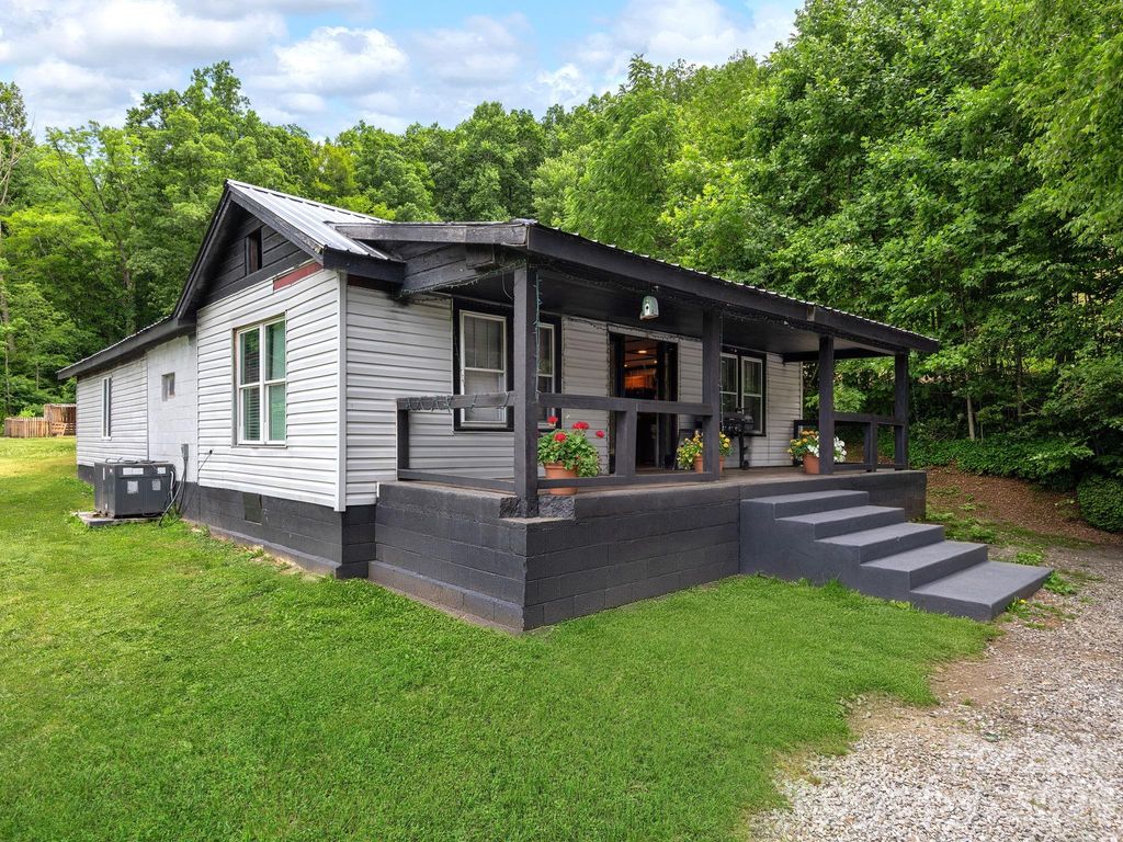 181 Harley Davidson Drive, Canton, NC 28716