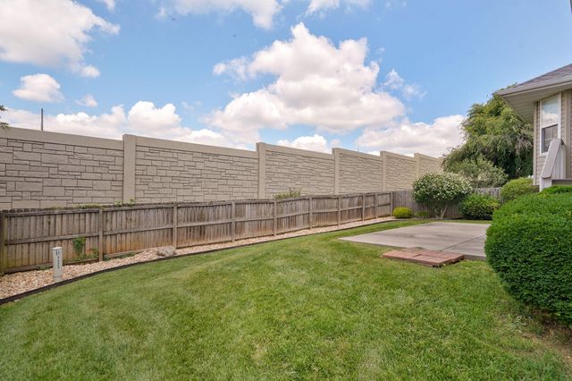 3523 S Brunswick Avenue, Springfield, MO 65809