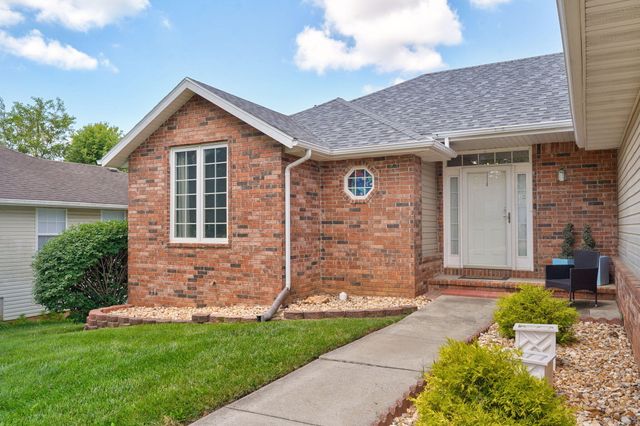 3523 S Brunswick Avenue, Springfield, MO 65809