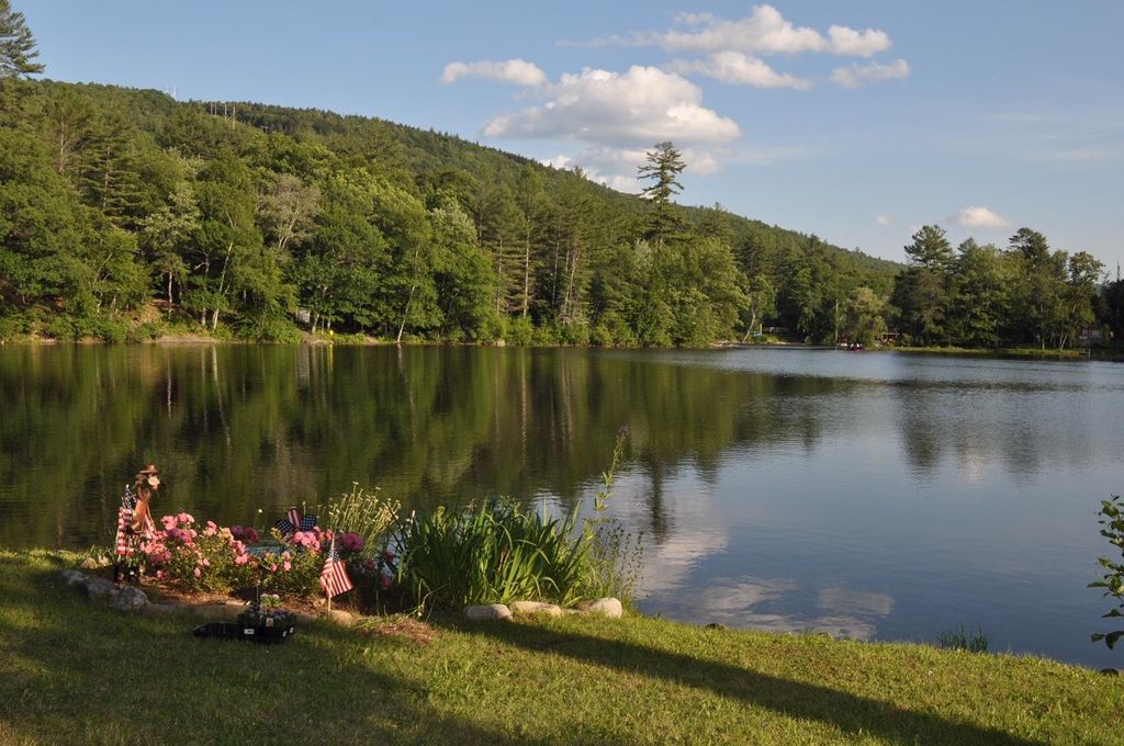 126 Red Bridge Road, Ludlow, VT 05149