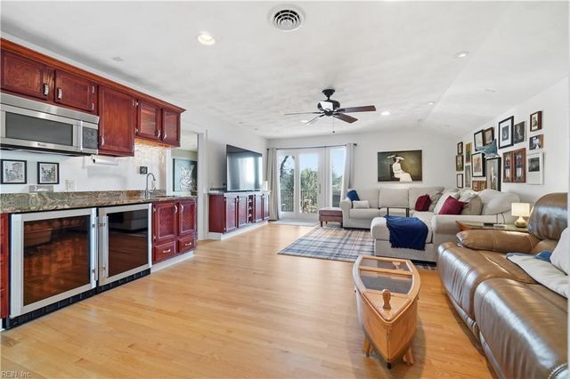 771 48th ST W, Norfolk, VA 23508