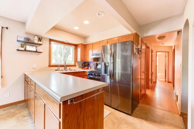 213 W State ROAD, North Prairie, WI 53153
